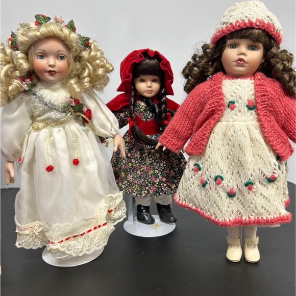 Collectibles dolls - Picture 2 of 5